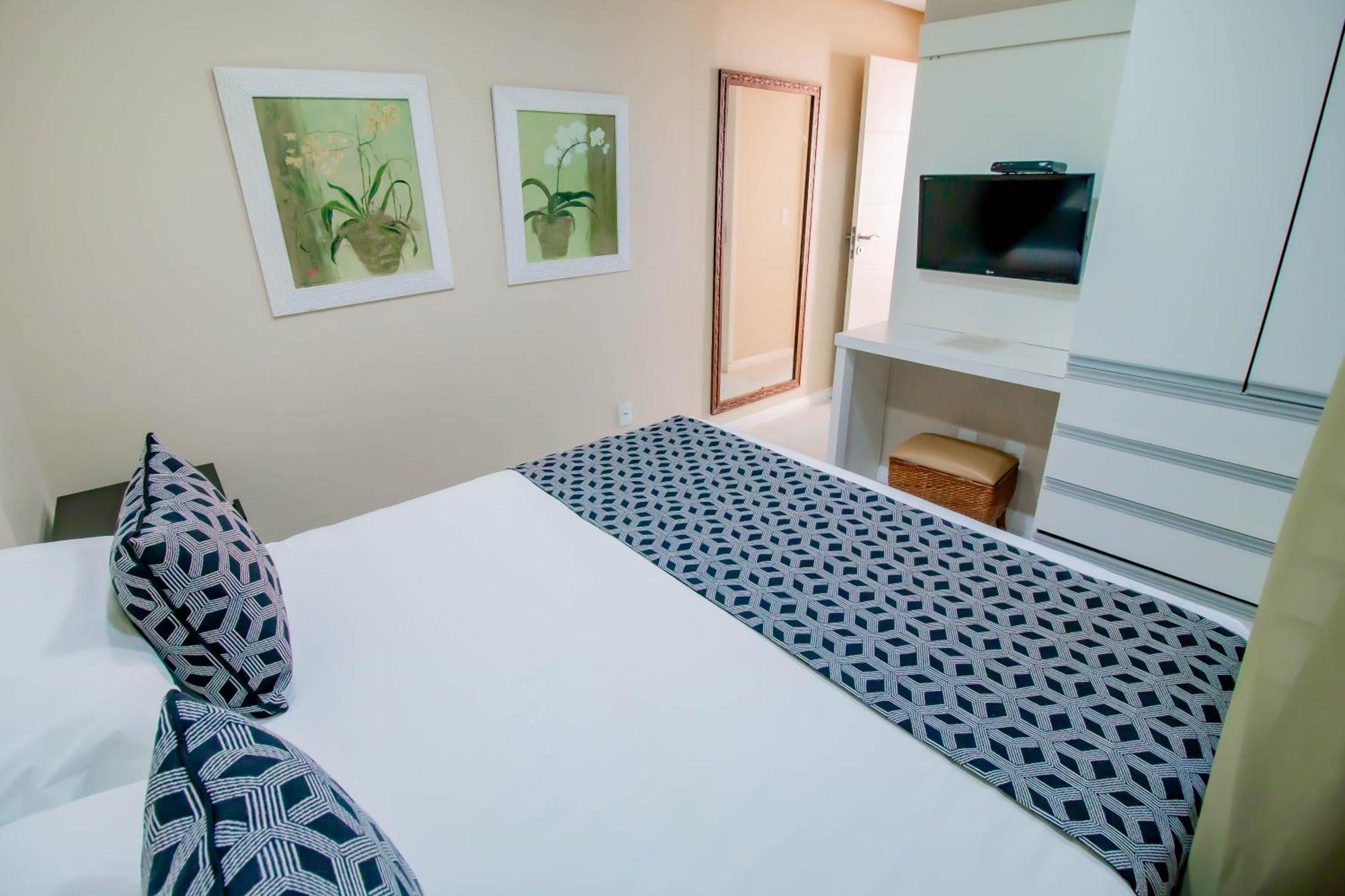 Flat Pietra Apart-hotel 3*