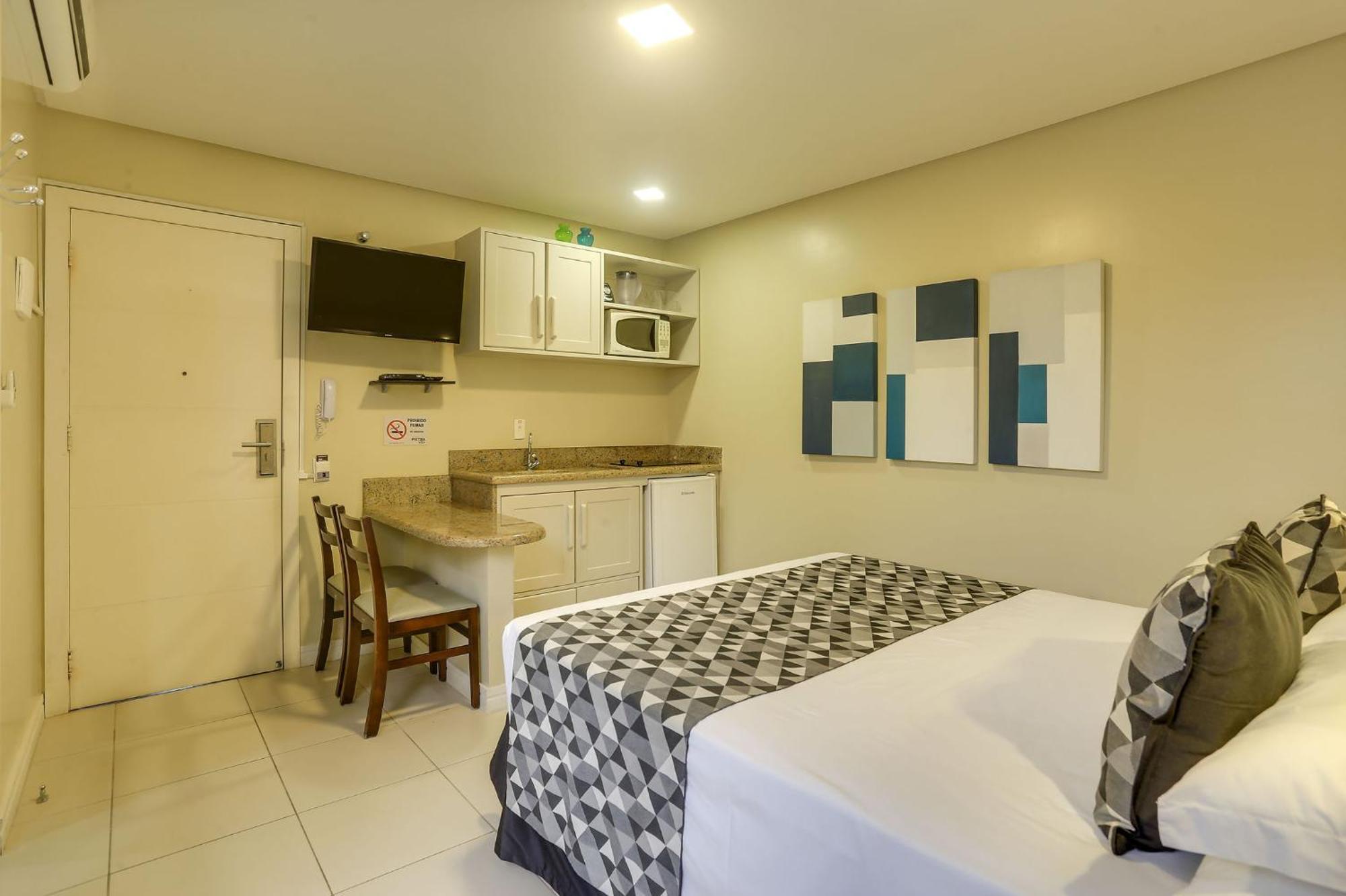 Flat Pietra 3*